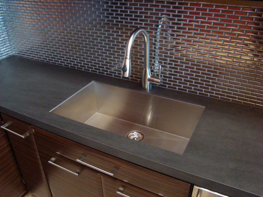 Basalt Black Porcelain countertops #2