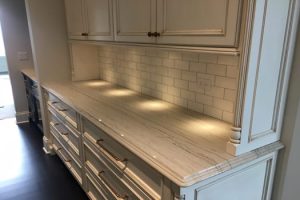 White Macubas Quartzite Kitchen  portfolio #9